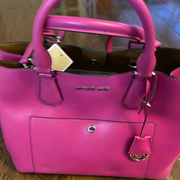 Michael Kors  Large Greenwich Leather Grab Tote - Picture 1 of 5